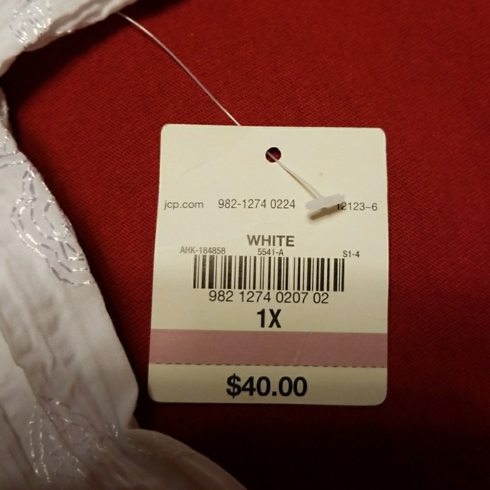 Embroidered button down blouse. - Picture 2 of 3